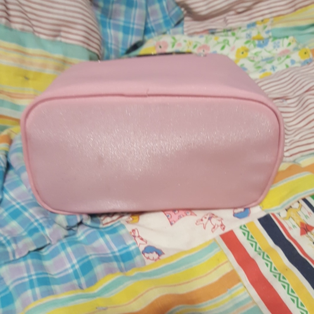 PRETTY PINK BAG W/SILVER HARDWARE -8x8x4 1/2 - Picture 4 of 4